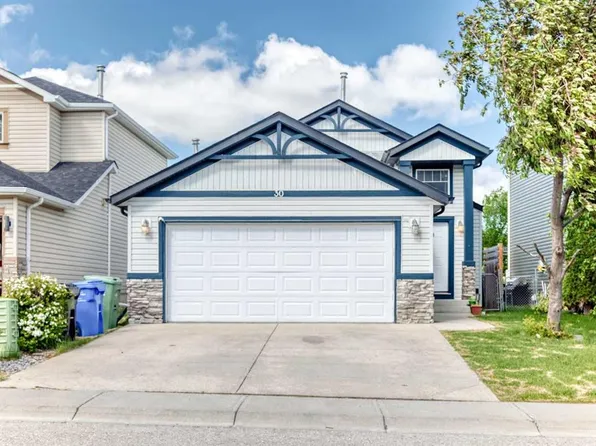 30 W Covehaven Vw NE, Calgary, AB T3K 5S4