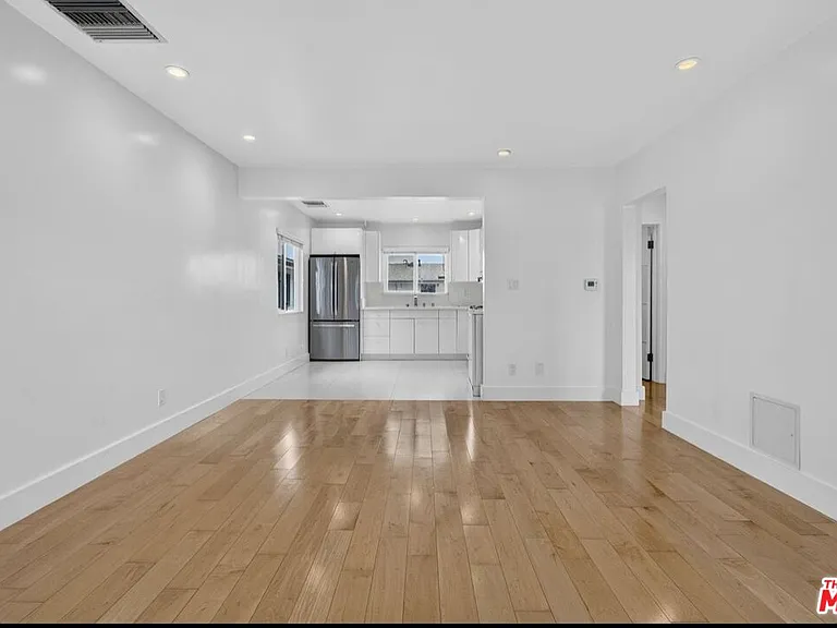 119 Paloma Ave #M — Photo 5