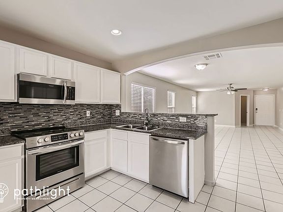 5th image of 281 N 153rd Ave