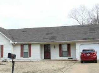3726 Misty Oak Dr, Memphis, TN 38125