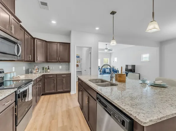 6737 Walsham Dr, Smyrna, TN 37167