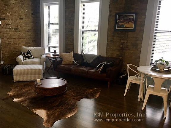 4th image of 2049 N Hoyne Ave #1T