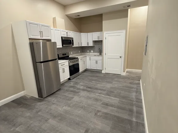 116 Union St #2D, Lynn, MA 01902