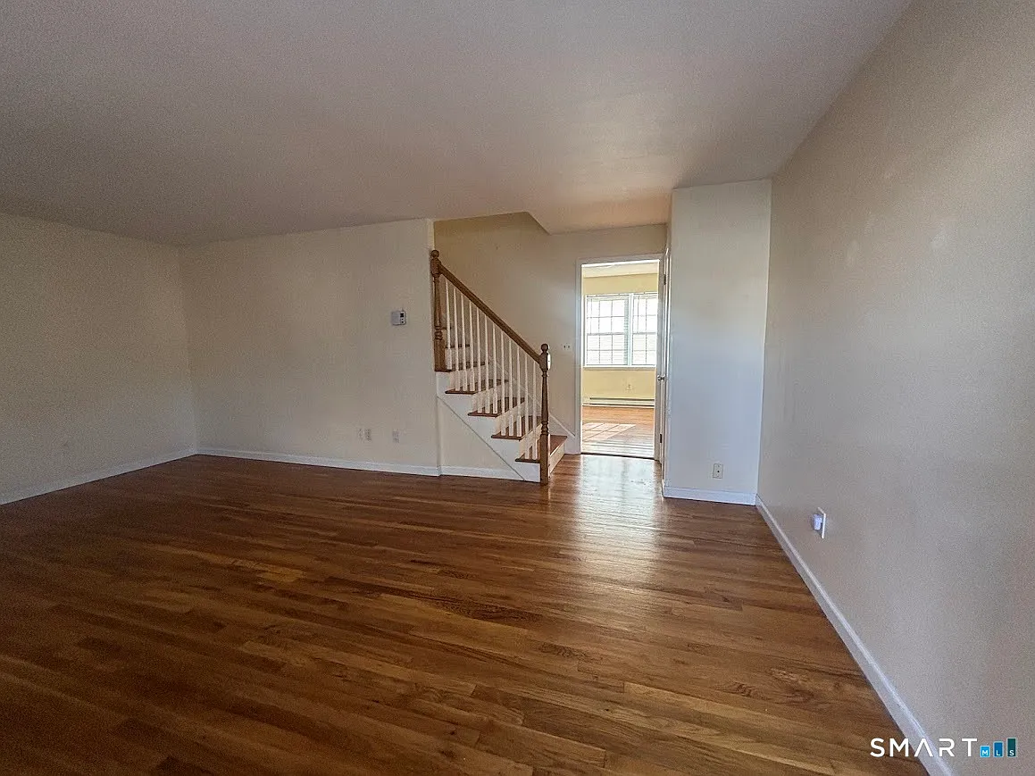 Building Photo - 168 Highview Ave #B