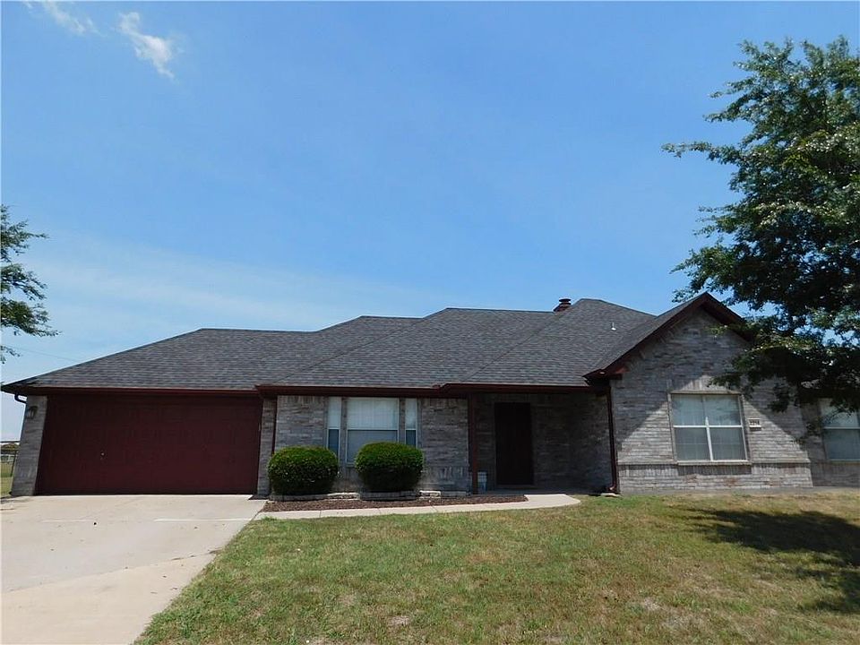 1st image of 2214 Bradford Dr