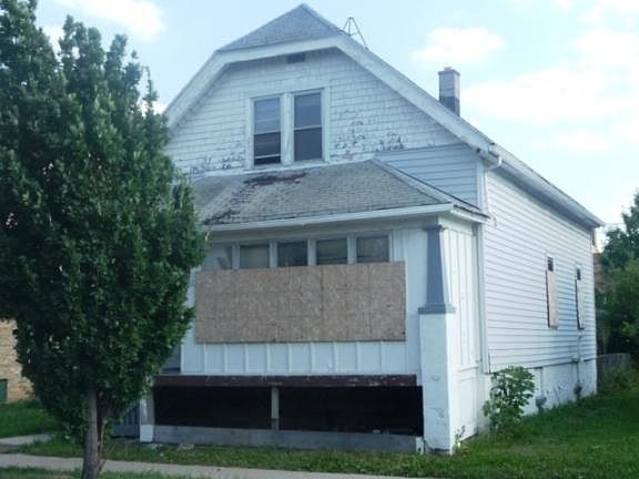 2nd image of 3821 W Hampton Ave
