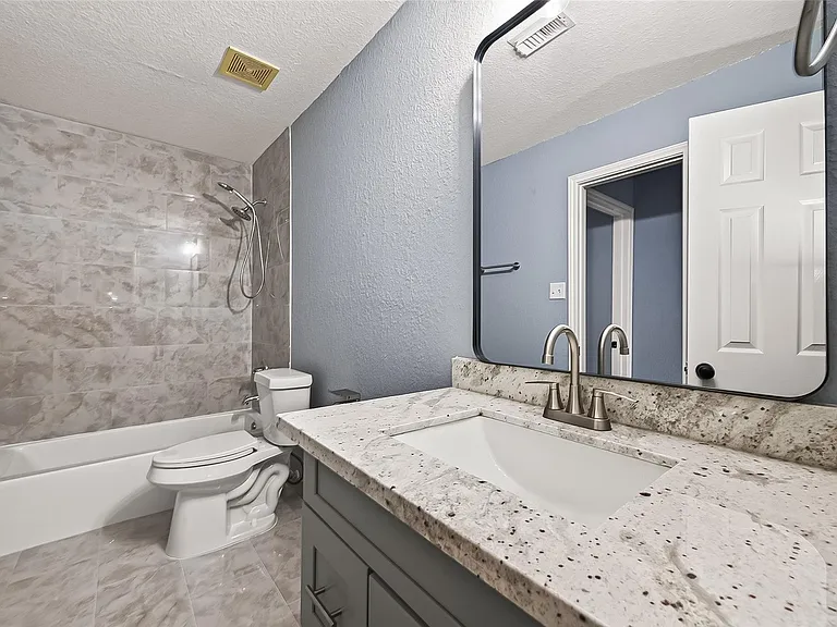 9526 Heflin Colony Dr — Photo 42