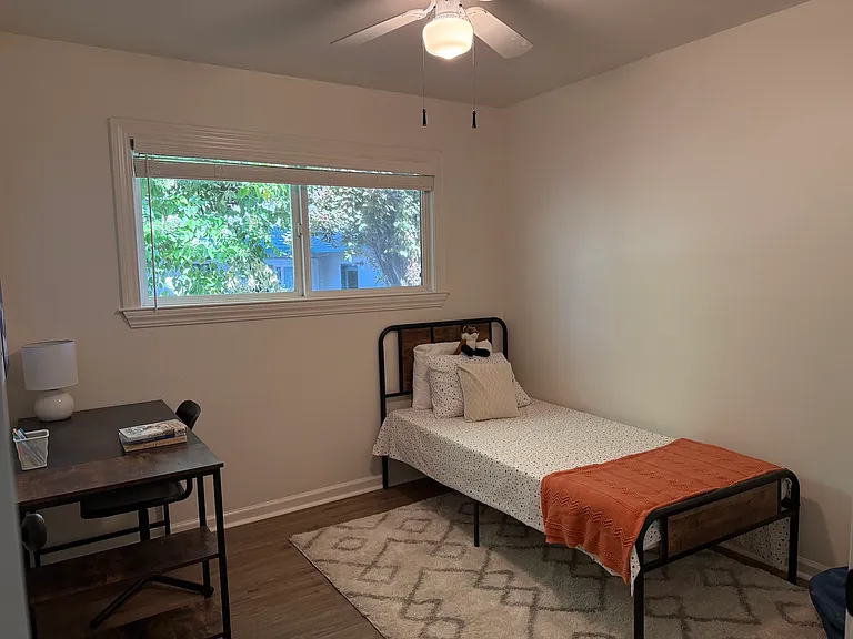 3602 Idlewild Ave — Photo 8