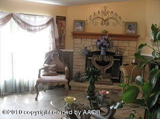 5th image of 7901 Mary Rose Ln
