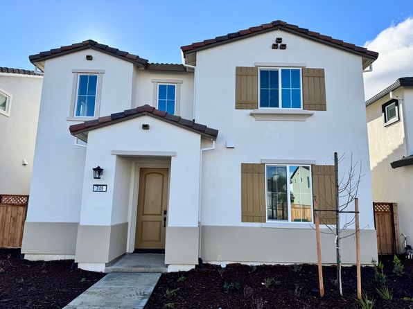 749 Diamond Valley Rd