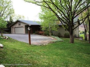 136 Ptarmigan Dr, Glenwood Springs, CO 81601