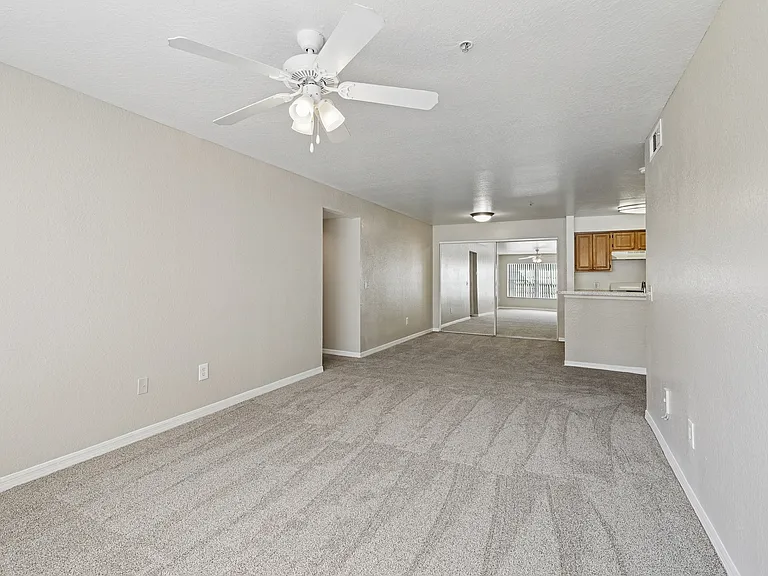 Vista Haven Apartment Homes — Photo 23