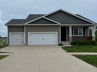 6394 NE 9th Ct, Des Moines, IA 50313