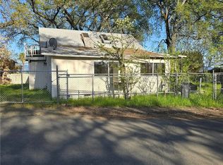 2646 Beach Ln, Lakeport, CA 95453