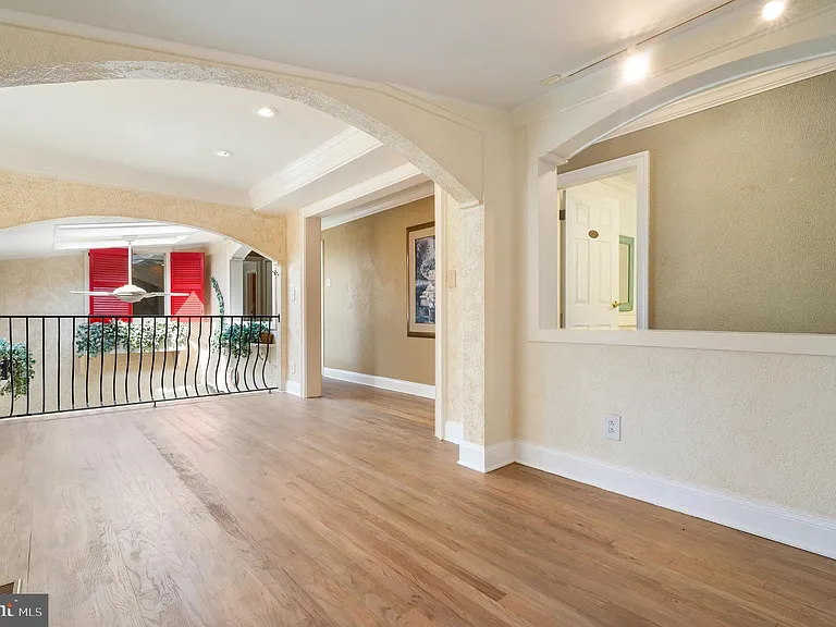 15729 Holly Grove Rd — Photo 45