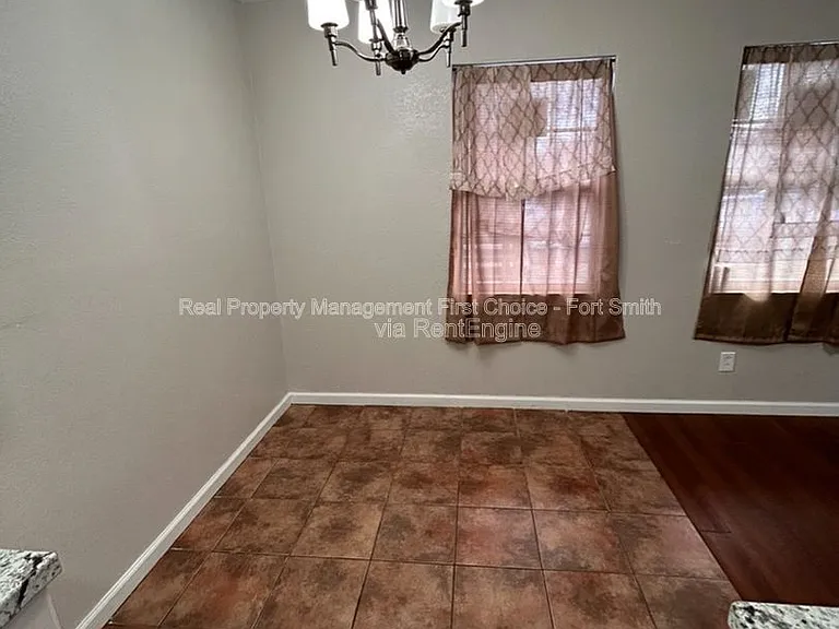 1010 S 19th St #2 — Photo 5