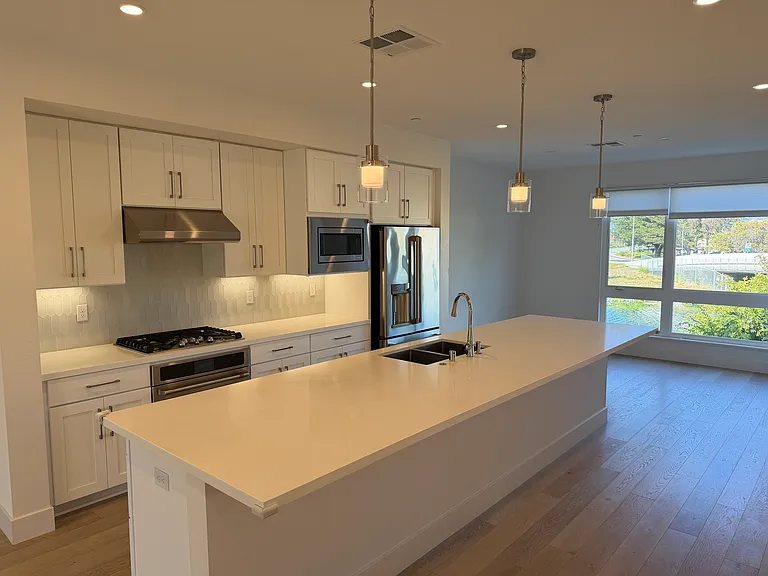 220 Argonaut Ln — Photo 6