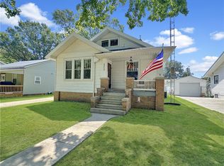 3213 Champaign Ave, Mattoon, IL 61938