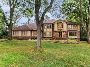 790 Hidden Pine Rd, Bloomfield Hills, MI 48304
