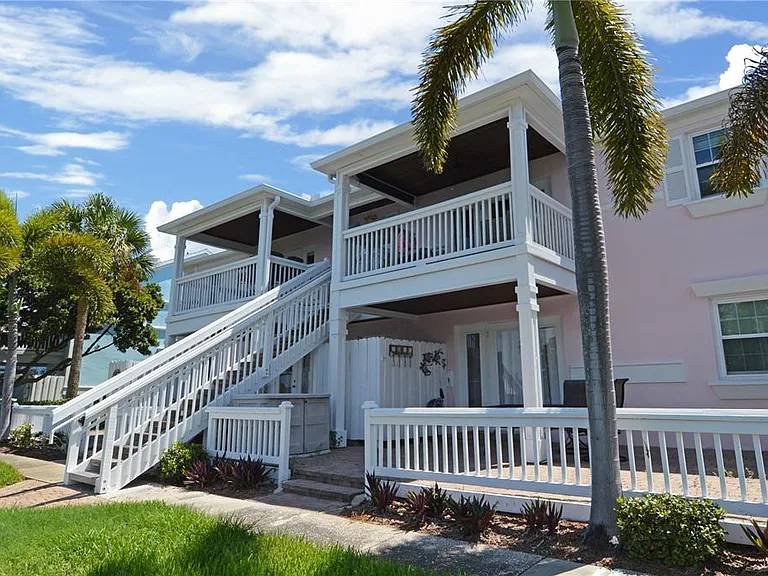3873 Pompano Dr SE #D — Photo 57