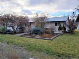 1002 Orchard St, Cove, OR 97824