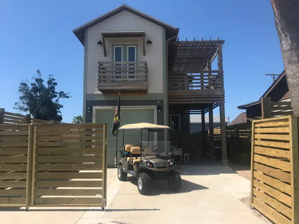 147 W Brundrett Ave, Pt Aransas, TX 78373