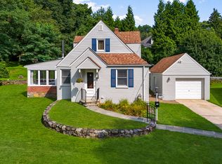 151 Seacord Rd, New Rochelle, NY 10804