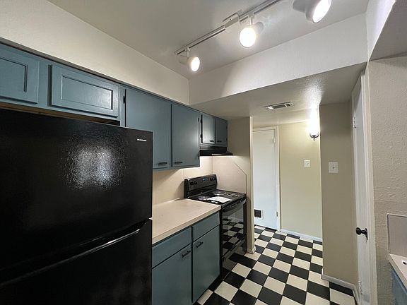 4th image of 231 W Ailsie Ave