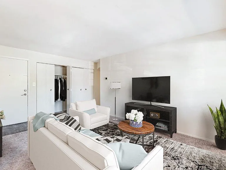 Arbors at Edenbridge Apartments and Townhomes — Photo 7