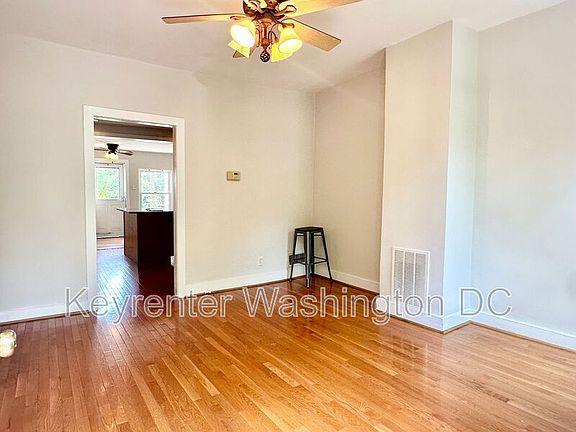 5th image of 1528 8th St NW