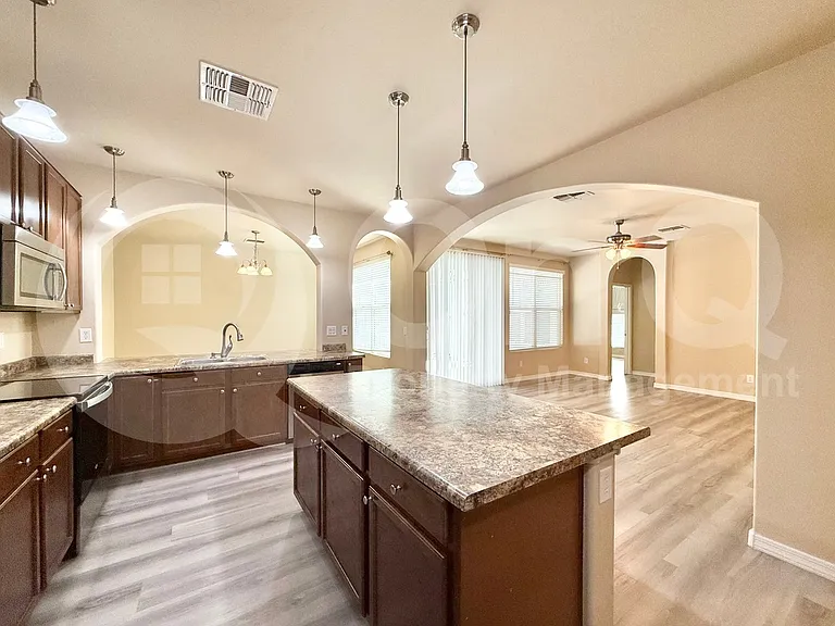 1144 S Osborn Ln — Photo 15