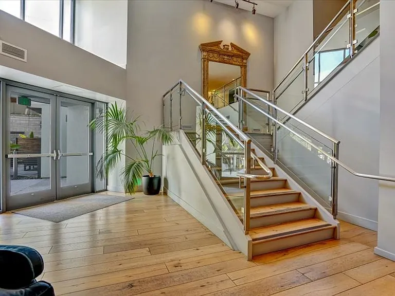 2125 Bryant St #308 — Photo 29