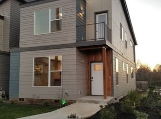 2803 SE Brookwood Ave, Hillsboro, OR 97123