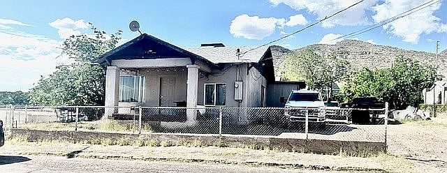 Corner Lot