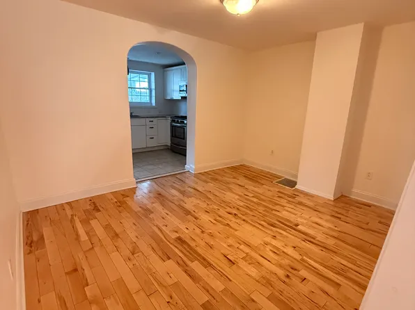 1934 S Alder St, Philadelphia, PA 19148