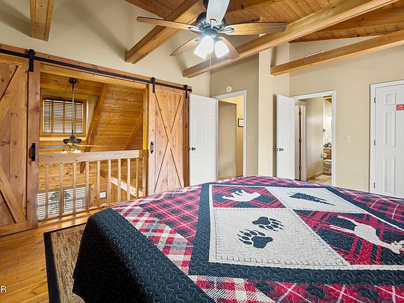 38th image of 1855 Spring Hill Dr