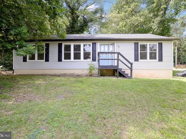 1111 Redeye Rd, Lusby, MD 20657