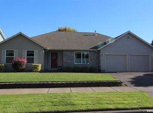 1048 Parkmeadow Dr NE, Keizer, OR 97303