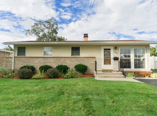 220 E Wrightwood Ave, Addison, IL 60101