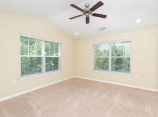 1720 Treetop Dr #1945-209, Charlottesville, VA 22903