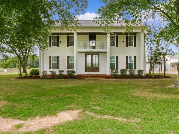6925 105th Hwy, Trezevant, TN 38258