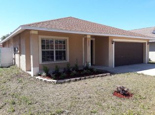 2205 Unity Village Dr, Ruskin, FL 33570