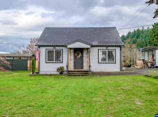 137 8th Ave, Sweet Home, OR 97386