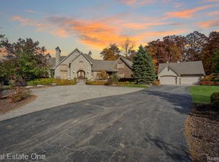 4058 Lake Ridge Ct, Metamora, MI 48455