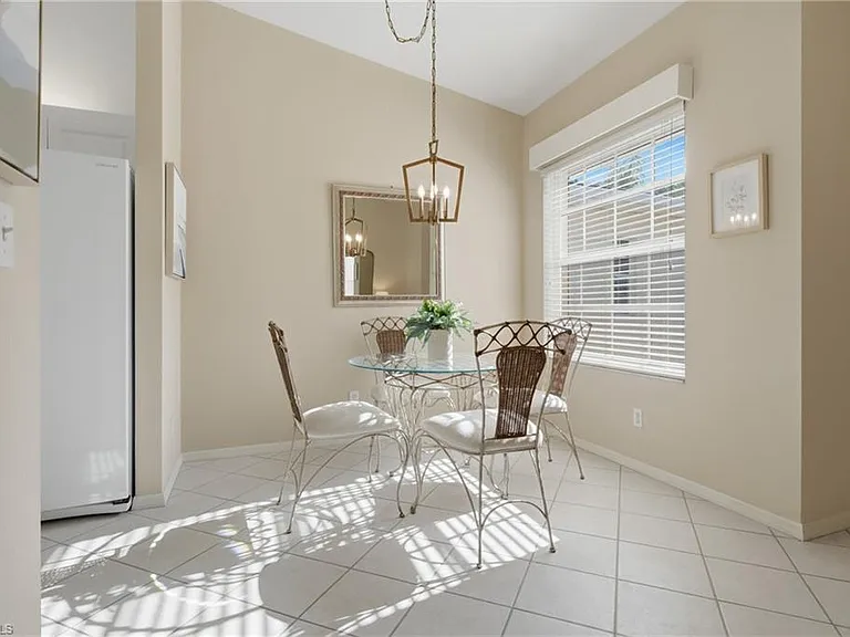 3320 W Crown Pointe Blvd #201 — Photo 16