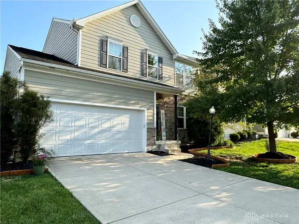3712 Whisper Creek Dr, Dayton, OH 45414