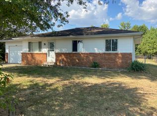 6608 E Baseline Rd, Evansville, IN 47725