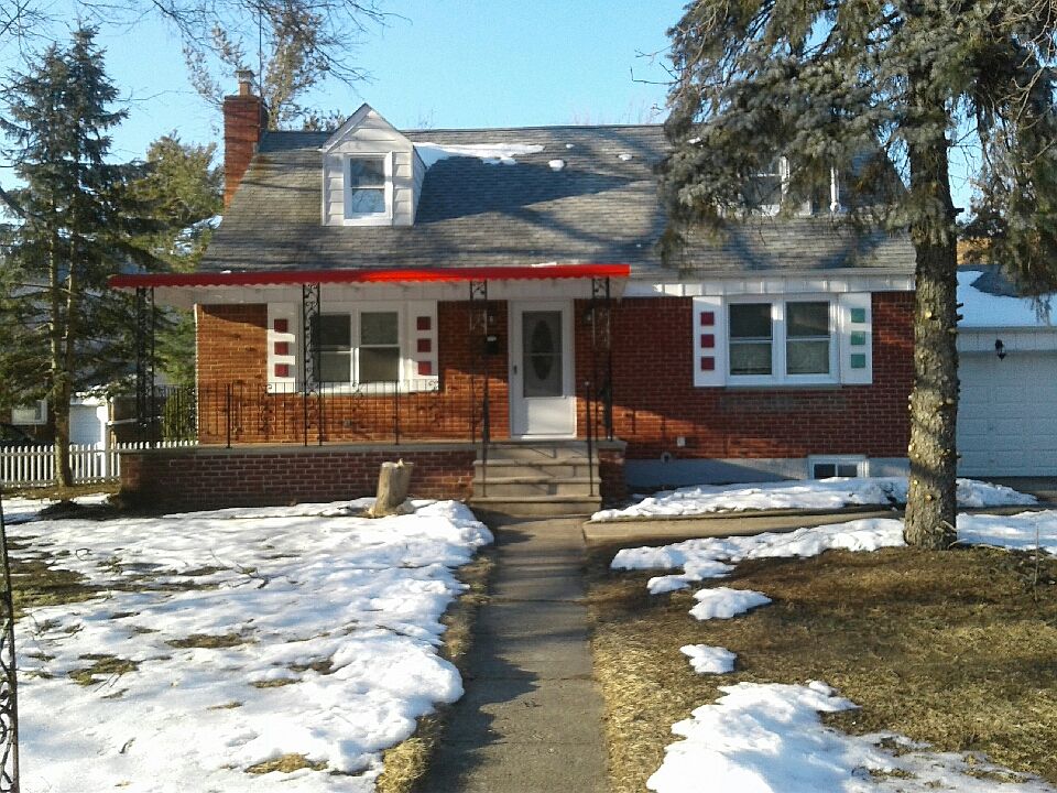 1st image of 8 Kingston St