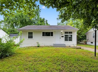 416 Crawford Rd, Saint Louis, MO 63137