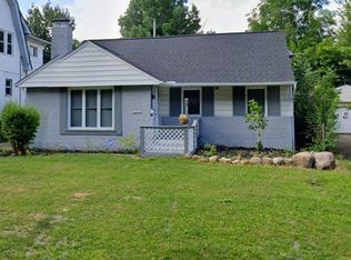 14526 Superior Rd, Cleveland Heights, OH 44118